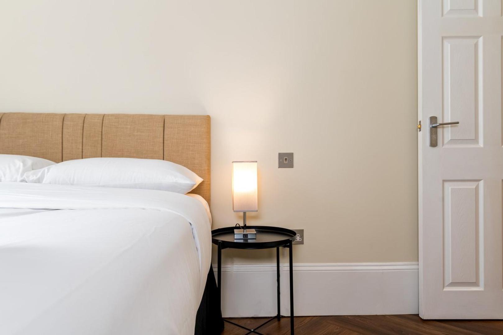 Appartamento 1br Gem In The Heart Of Covent Garden With Aircon Londra